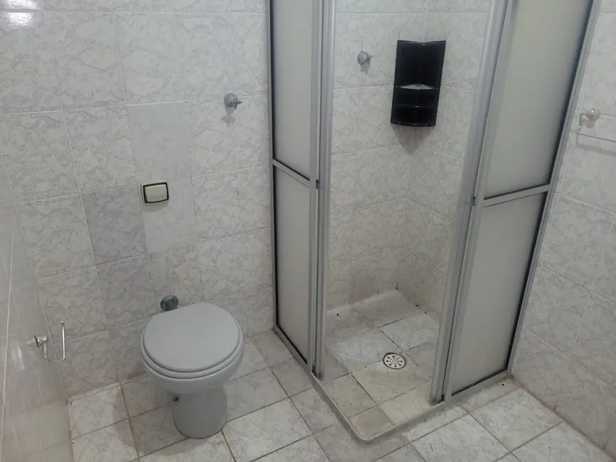 Foto 6 de Casa com 3 quartos para alugar, 300m2 em Jardim do Lago, Atibaia - SP