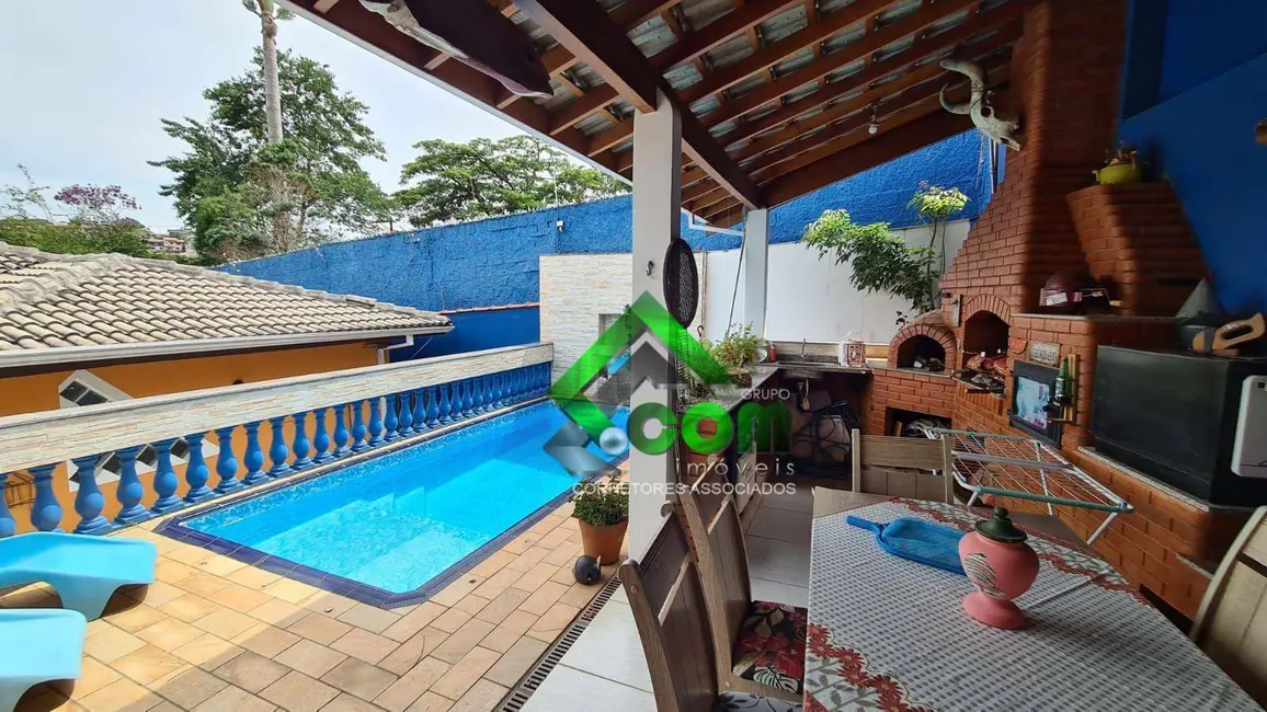 Foto 1 de Casa com 3 quartos à venda, 360m2 em Retiro das Fontes, Atibaia - SP