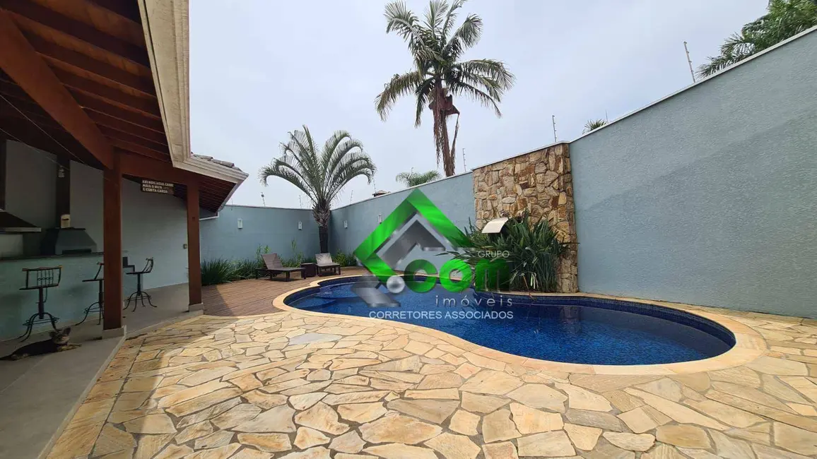 Casa com 3 quartos à venda, 460m2 em Jardim Paulista, Atibaia - SP - imagem 2 Foto 2 de Casa com 3 quartos à venda, 460m2 em Jardim Paulista, Atibaia - SP