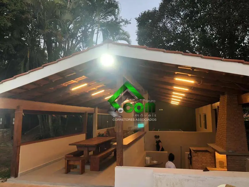 Foto 9 de Chácara com 4 quartos à venda, 2340m2 em Jardim Estância Brasil, Atibaia - SP