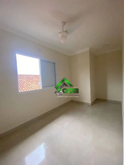 Casa com 3 quartos à venda, 130m2 em Maracanã, Praia Grande - SP - imagem 8 Foto 8 de Casa com 3 quartos à venda, 130m2 em Maracanã, Praia Grande - SP