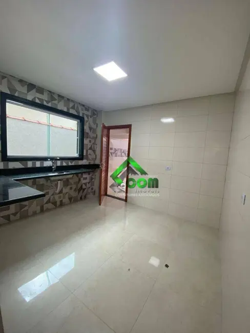 Casa com 3 quartos à venda, 130m2 em Maracanã, Praia Grande - SP - imagem 5 Foto 5 de Casa com 3 quartos à venda, 130m2 em Maracanã, Praia Grande - SP