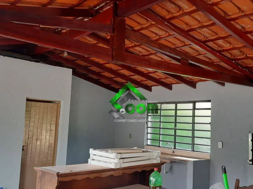 Casa com 3 quartos para alugar, 1000m2 em Vila Dom Pedro, Atibaia - SP - imagem 6 Foto 6 de Casa com 3 quartos para alugar, 1000m2 em Vila Dom Pedro, Atibaia - SP
