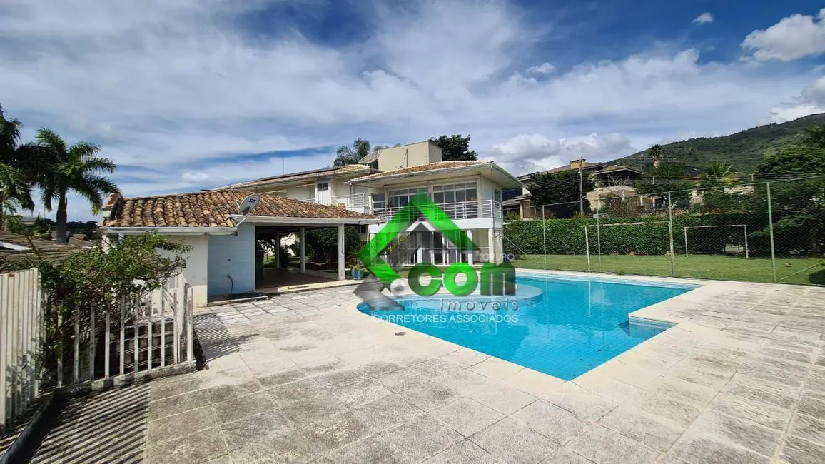 Foto 1 de Casa com 3 quartos à venda, 1084m2 em Jardim Maristela, Atibaia - SP