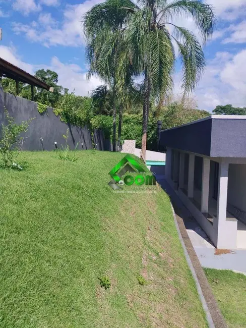 Chácara com 3 quartos à venda, 1000m2 em Loteamento Vale das Flores, Atibaia - SP - imagem 6 Foto 6 de Chácara com 3 quartos à venda, 1000m2 em Loteamento Vale das Flores, Atibaia - SP