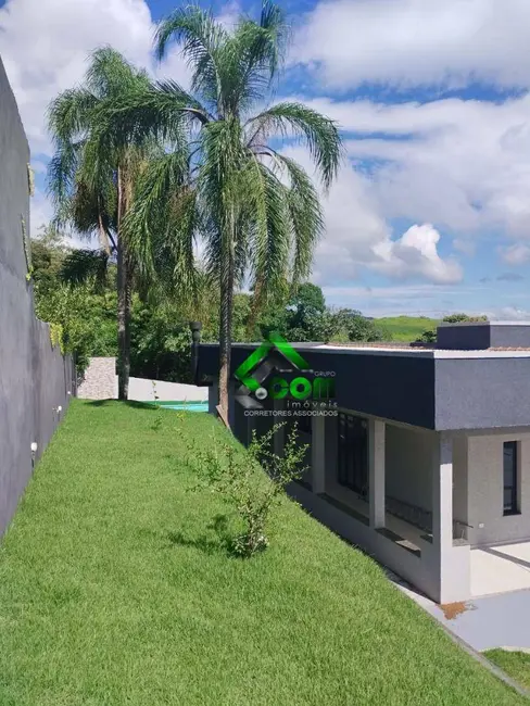 Chácara com 3 quartos à venda, 1000m2 em Loteamento Vale das Flores, Atibaia - SP - imagem 8 Foto 8 de Chácara com 3 quartos à venda, 1000m2 em Loteamento Vale das Flores, Atibaia - SP