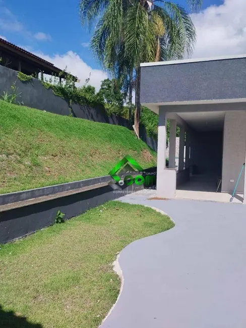 Chácara com 3 quartos à venda, 1000m2 em Loteamento Vale das Flores, Atibaia - SP - imagem 3 Foto 3 de Chácara com 3 quartos à venda, 1000m2 em Loteamento Vale das Flores, Atibaia - SP