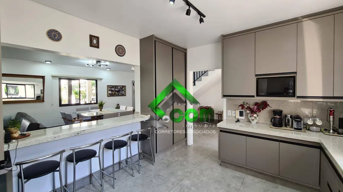 Foto 8 de Casa de Condomínio com 4 quartos à venda, 212m2 em Vila Esperia ou Giglio, Atibaia - SP