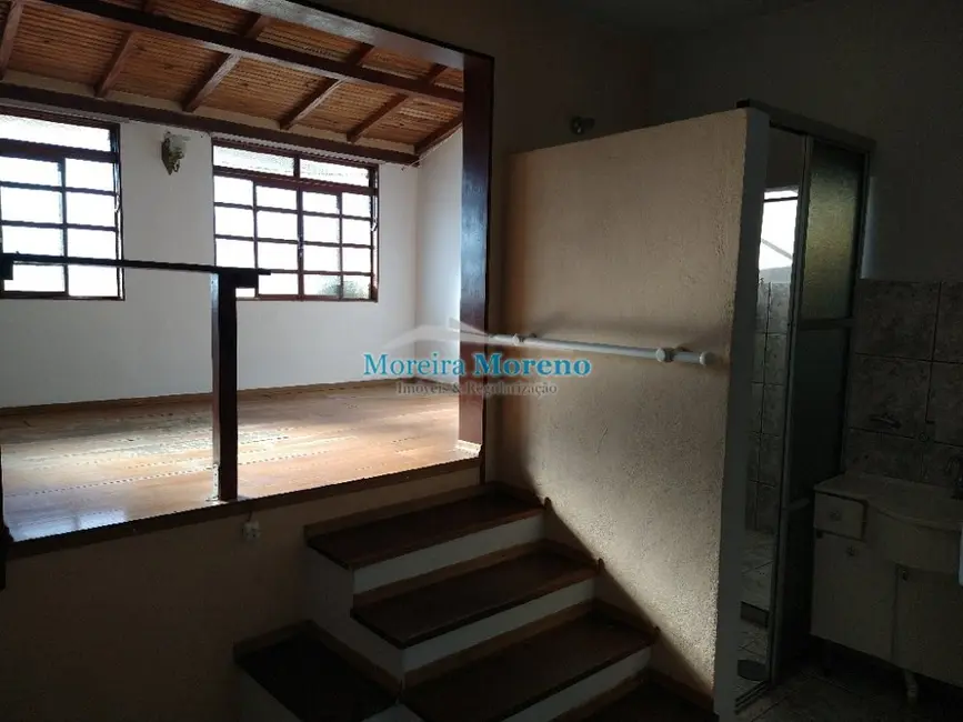 Casa com 6 quartos à venda, 9m2 em Centro, Borda Da Mata - MG - imagem 5 Foto 5 de Casa com 6 quartos à venda, 9m2 em Centro, Borda Da Mata - MG