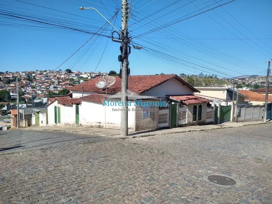Foto 1 de Casa com 6 quartos à venda, 9m2 em Centro, Borda Da Mata - MG