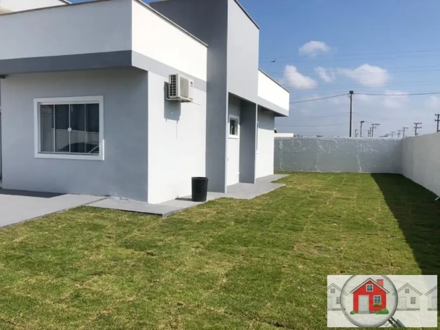 Foto 4 de Casa com 3 quartos à venda, 360m2 em Araruama - RJ