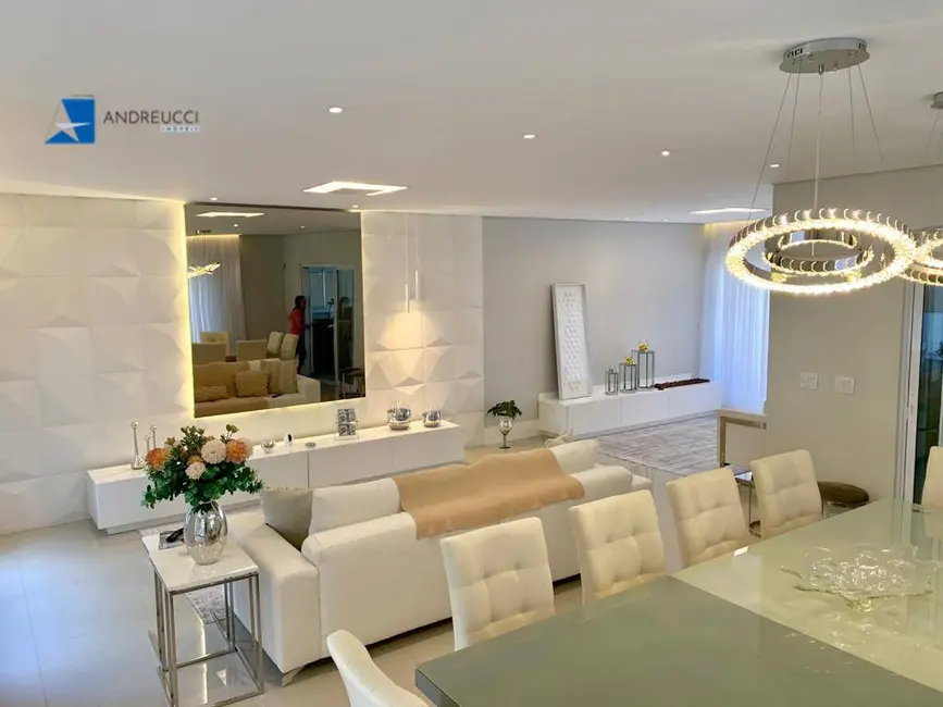 Foto 8 de Casa com 4 quartos à venda, 600m2 em Vila Oliveira, Mogi Das Cruzes - SP