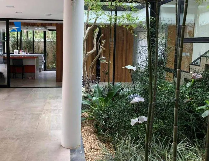 Foto 3 de Casa de Condomínio com 3 quartos à venda, 500m2 em Fazenda Rodeio, Mogi Das Cruzes - SP