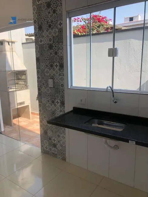 Foto 2 de Casa com 2 quartos à venda, 74m2 em Vila São Paulo, Mogi Das Cruzes - SP