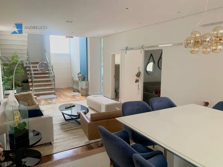 Foto 4 de Casa de Condomínio com 3 quartos à venda, 300m2 em Mogi Das Cruzes - SP