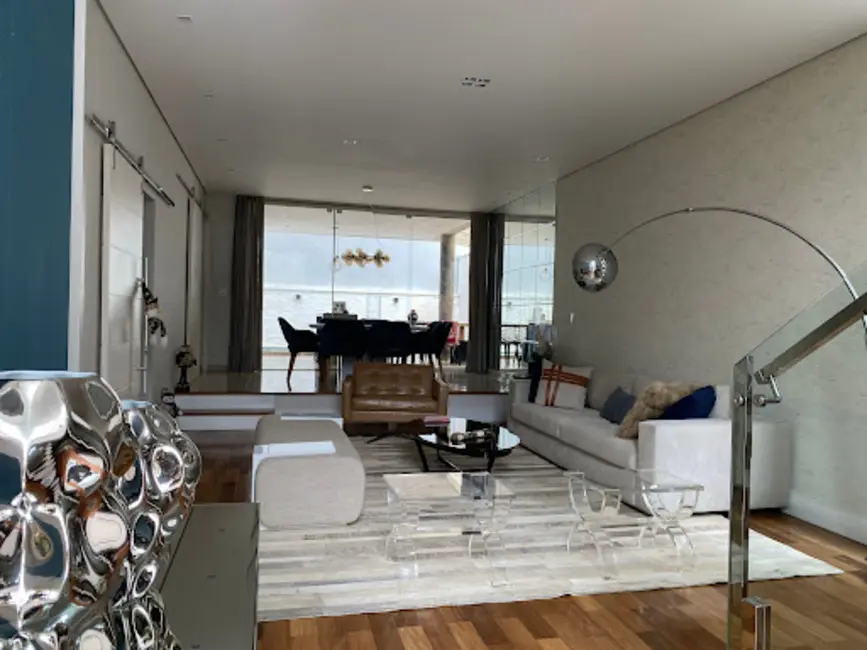 Foto 1 de Casa de Condomínio com 3 quartos à venda, 300m2 em Mogi Das Cruzes - SP