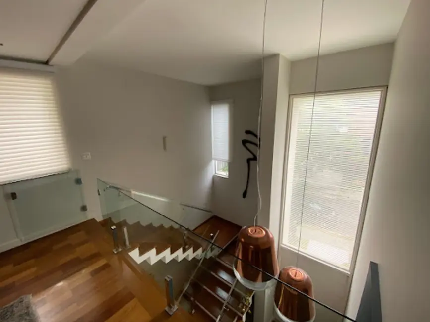 Foto 7 de Casa de Condomínio com 3 quartos à venda, 300m2 em Mogi Das Cruzes - SP