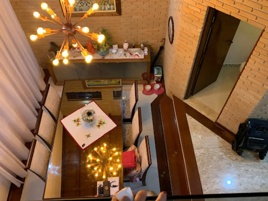 Foto 4 de Casa com 3 quartos à venda, 500m2 em Vila Oliveira, Mogi Das Cruzes - SP