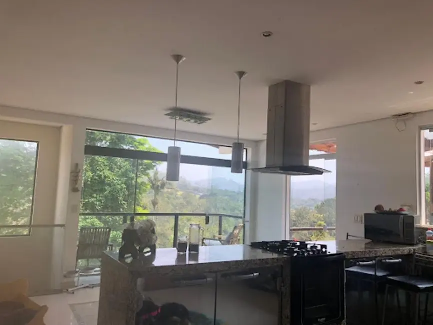 Chácara com 3 quartos à venda, 6000m2 em Ribeirao Pires - SP - imagem 9 Foto 9 de Chácara com 3 quartos à venda, 6000m2 em Ribeirao Pires - SP