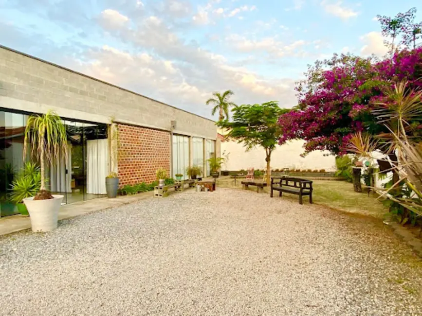 Loft / Flat com 1 quarto para alugar, 720m2 em Mogi Das Cruzes - SP - imagem 8 Foto 8 de Loft / Flat com 1 quarto para alugar, 720m2 em Mogi Das Cruzes - SP