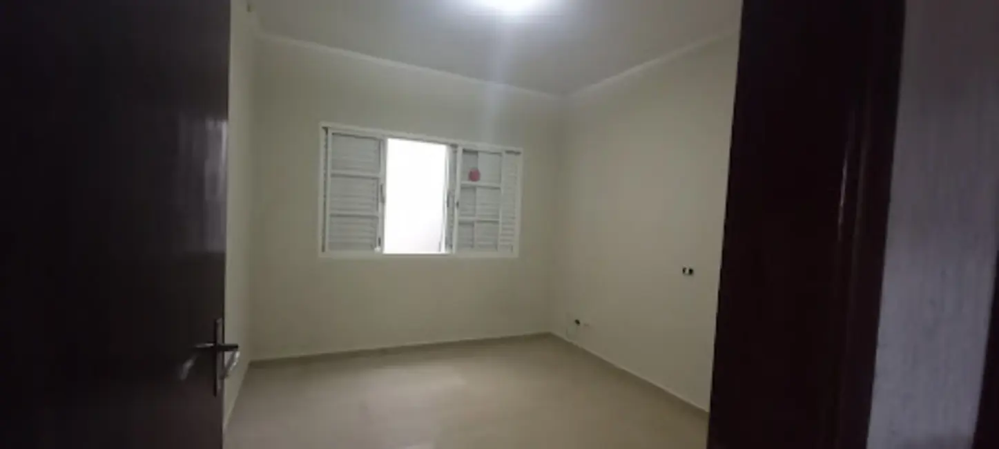Foto 3 de Casa com 4 quartos à venda, 300m2 em Vila Lavínia, Mogi Das Cruzes - SP