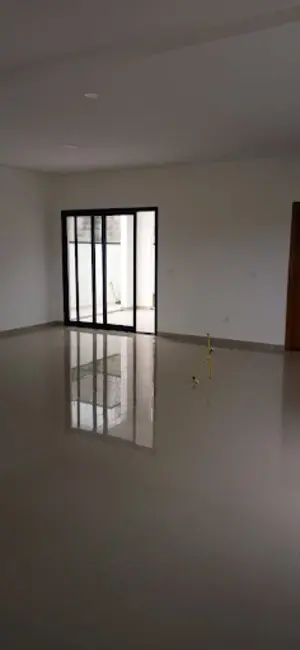 Foto 6 de Casa de Condomínio com 3 quartos à venda, 261m2 em Fazenda Rodeio, Mogi Das Cruzes - SP