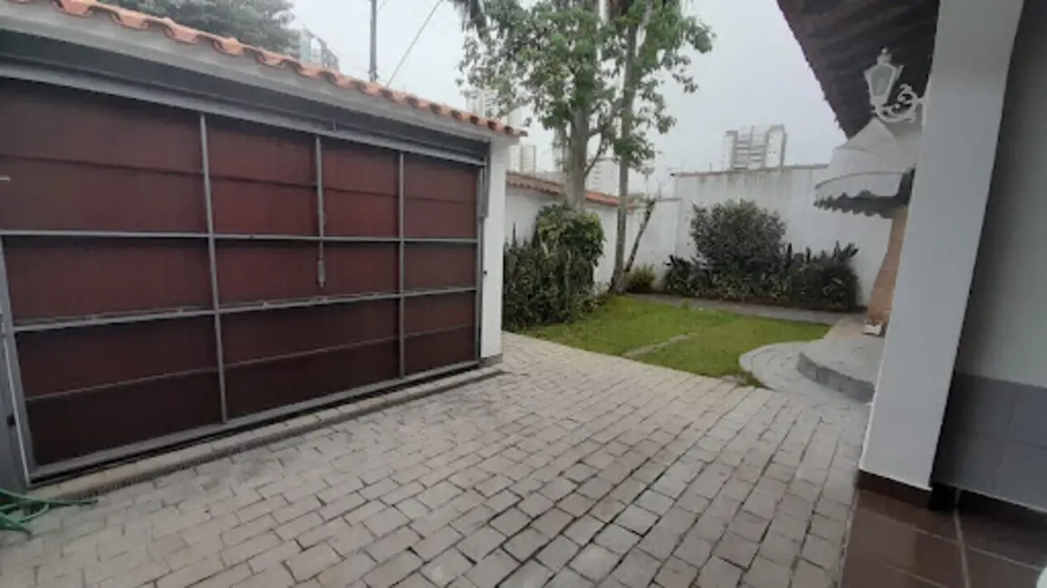 Foto 2 de Casa com 3 quartos para alugar, 377m2 em Vila Oliveira, Mogi Das Cruzes - SP