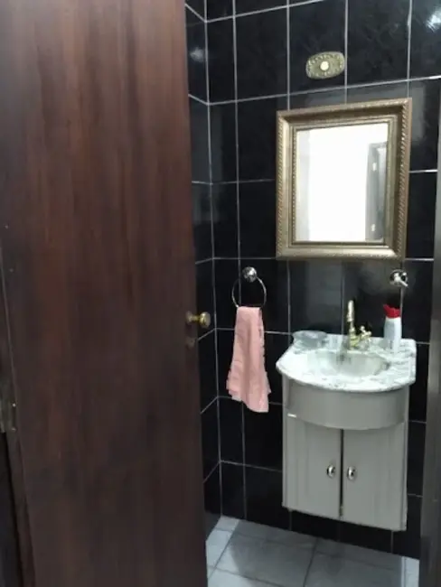 Foto 4 de Casa com 3 quartos à venda, 250m2 em Vila Industrial, Mogi Das Cruzes - SP