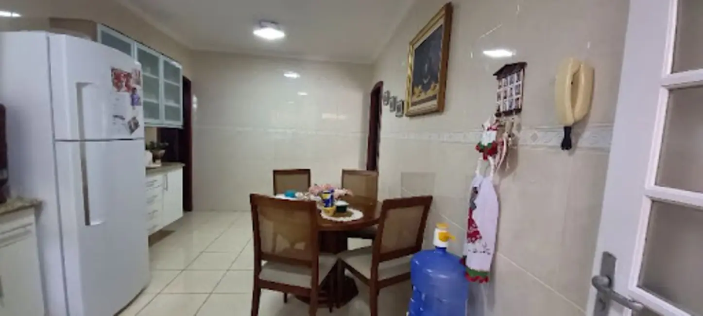 Foto 4 de Casa com 3 quartos à venda, 260m2 em Vila Oliveira, Mogi Das Cruzes - SP