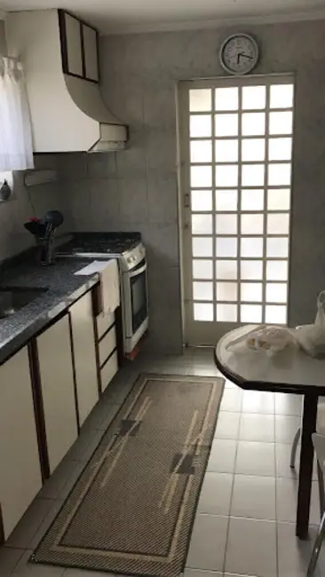 Foto 3 de Casa com 3 quartos à venda e para alugar, 175m2 em Vila Oliveira, Mogi Das Cruzes - SP