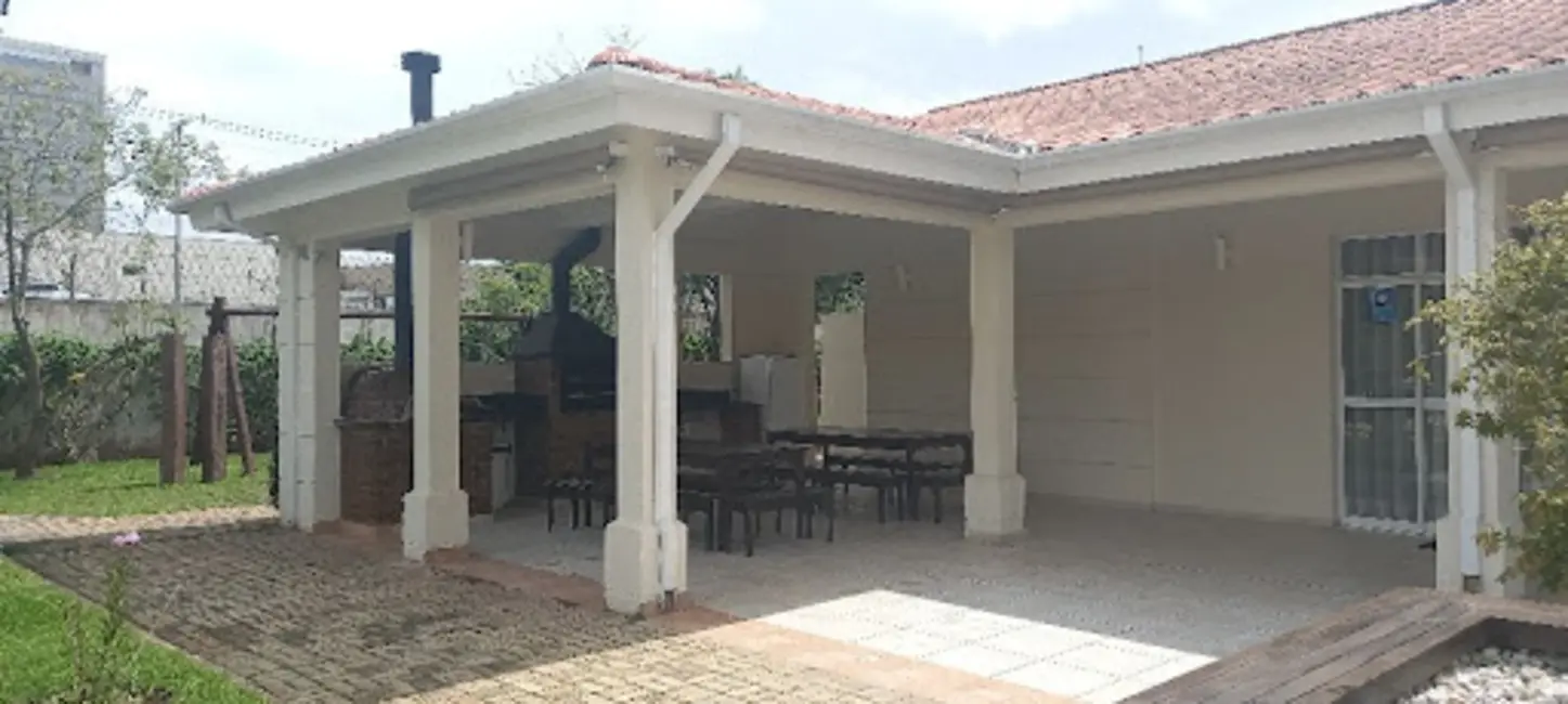 Foto 2 de Casa de Condomínio com 2 quartos para alugar, 82m2 em Vila Mogilar, Mogi Das Cruzes - SP