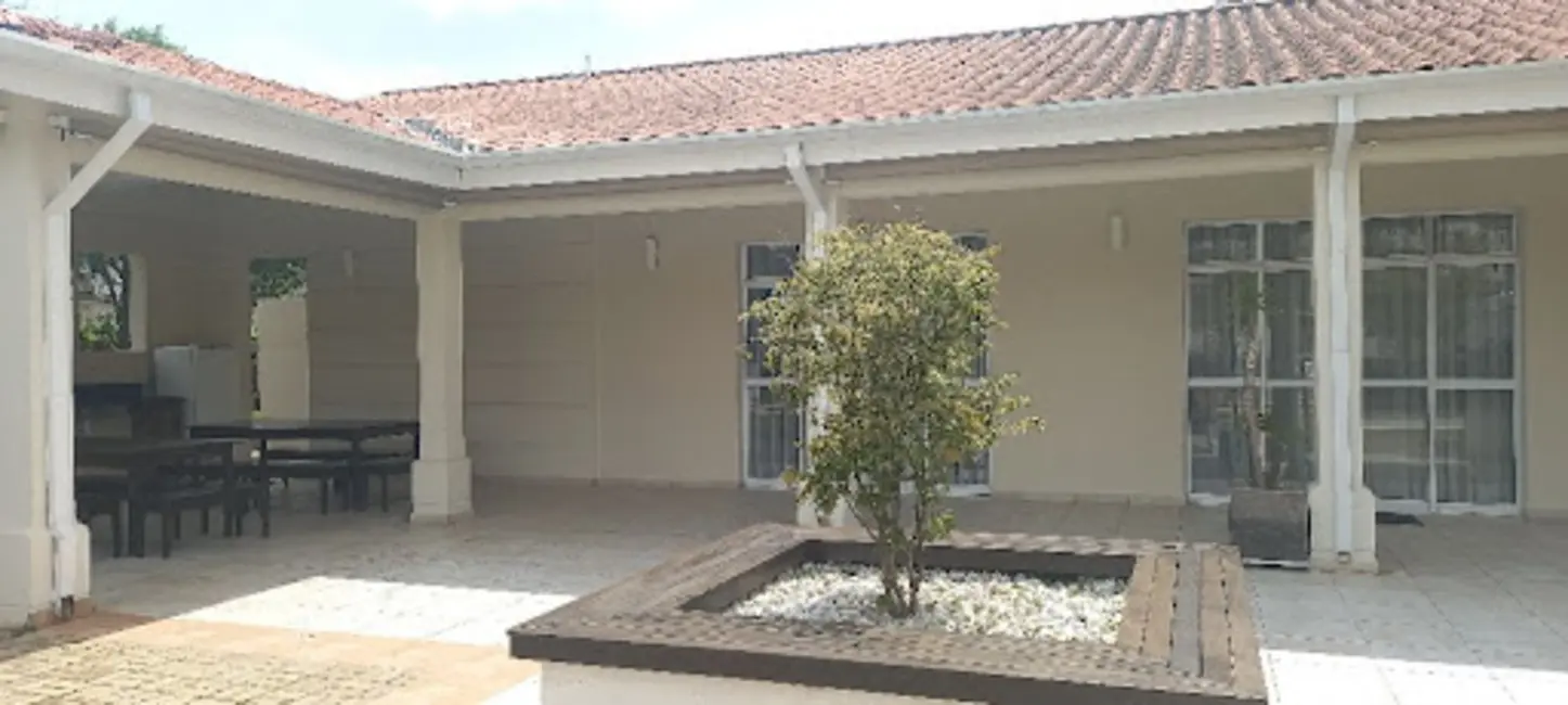 Foto 1 de Casa de Condomínio com 2 quartos para alugar, 82m2 em Vila Mogilar, Mogi Das Cruzes - SP