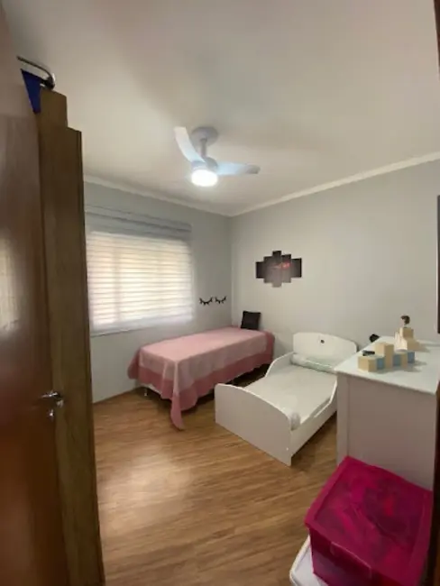 Foto 1 de Casa com 2 quartos à venda, 116m2 em Mogi Das Cruzes - SP