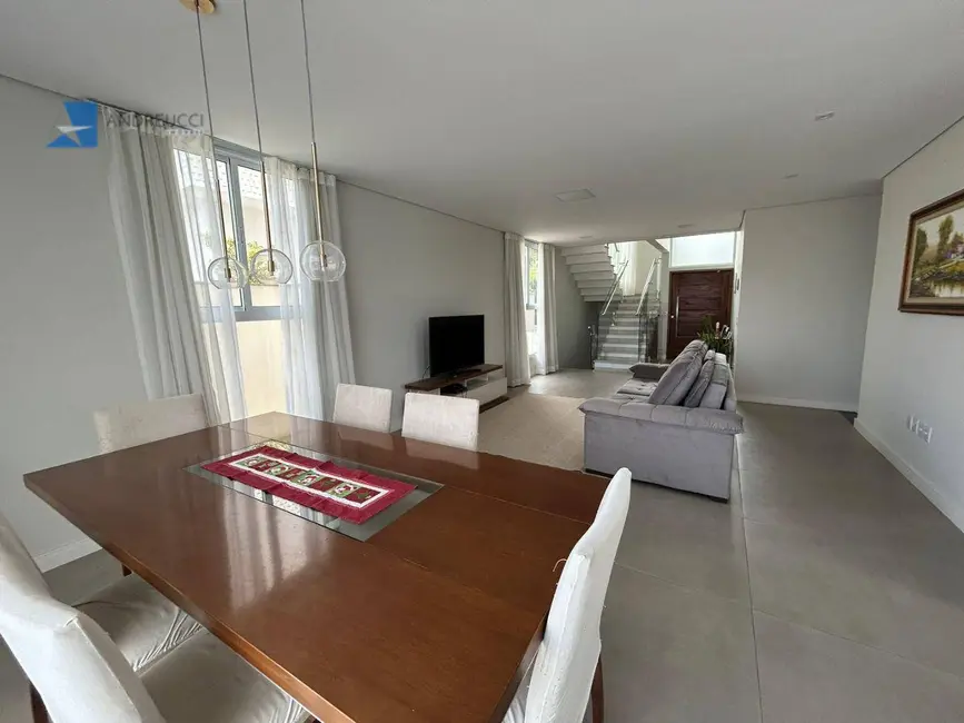 Foto 7 de Casa de Condomínio com 3 quartos à venda, 280m2 em Fazenda Rodeio, Mogi Das Cruzes - SP