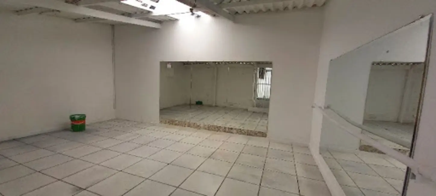 Casa para alugar, 153m2 em Centro, Mogi Das Cruzes - SP - imagem 8 Foto 8 de Casa para alugar, 153m2 em Centro, Mogi Das Cruzes - SP