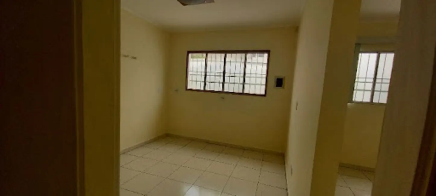 Casa para alugar, 153m2 em Centro, Mogi Das Cruzes - SP - imagem 7 Foto 7 de Casa para alugar, 153m2 em Centro, Mogi Das Cruzes - SP