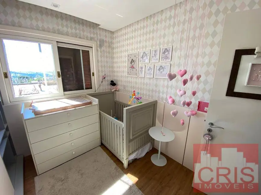 Apartamento com 3 quartos à venda, 151m2 em São Bento, Bento Goncalves - RS - imagem 3 Foto 3 de Apartamento com 3 quartos à venda, 151m2 em São Bento, Bento Goncalves - RS