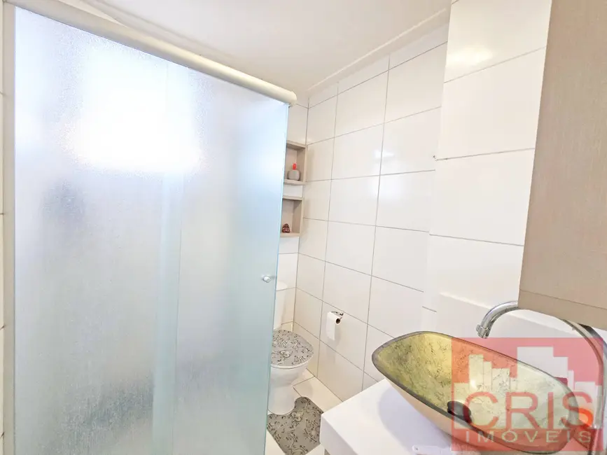 Apartamento com 2 quartos à venda, 44m2 em Universitário, Bento Goncalves - RS - imagem 6 Foto 6 de Apartamento com 2 quartos à venda, 44m2 em Universitário, Bento Goncalves - RS