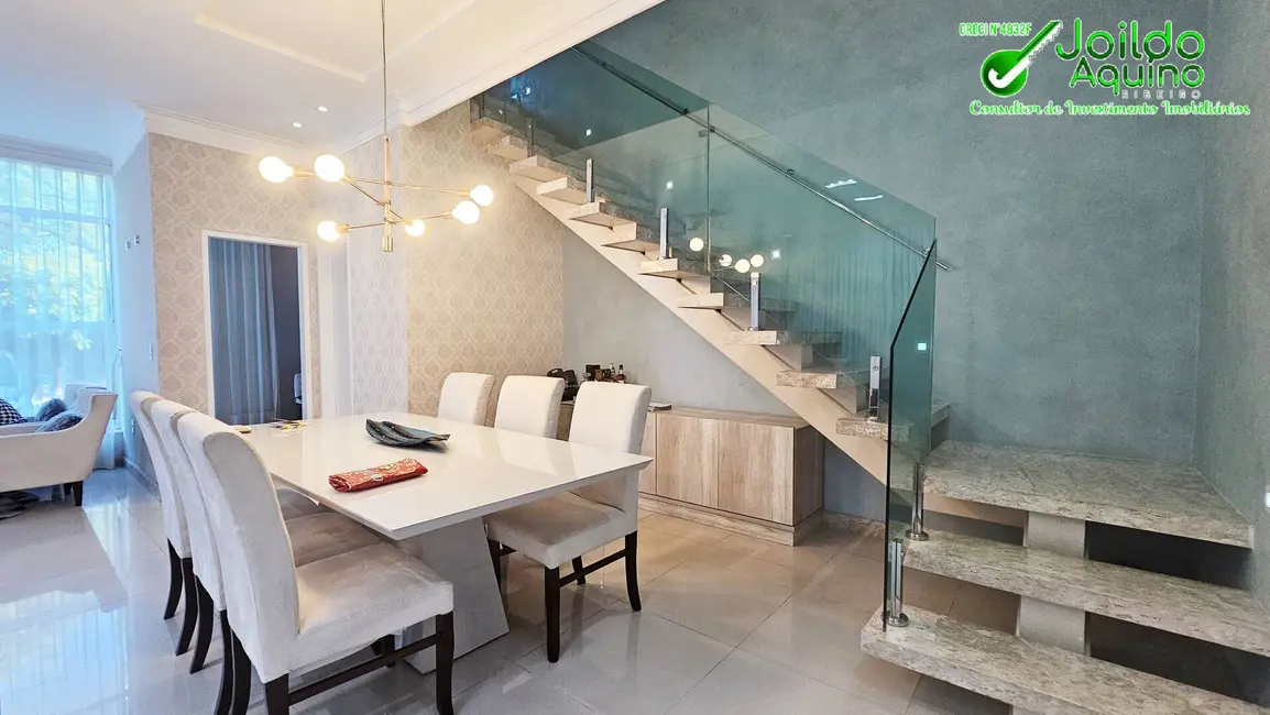 Casa com 4 quartos à venda, 238m2 em Cajazeiras, Fortaleza - CE - imagem 5 Foto 5 de Casa com 4 quartos à venda, 238m2 em Cajazeiras, Fortaleza - CE