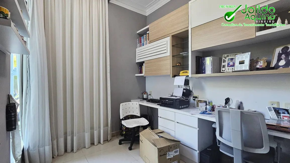 Casa com 4 quartos à venda, 238m2 em Cajazeiras, Fortaleza - CE - imagem 6 Foto 6 de Casa com 4 quartos à venda, 238m2 em Cajazeiras, Fortaleza - CE