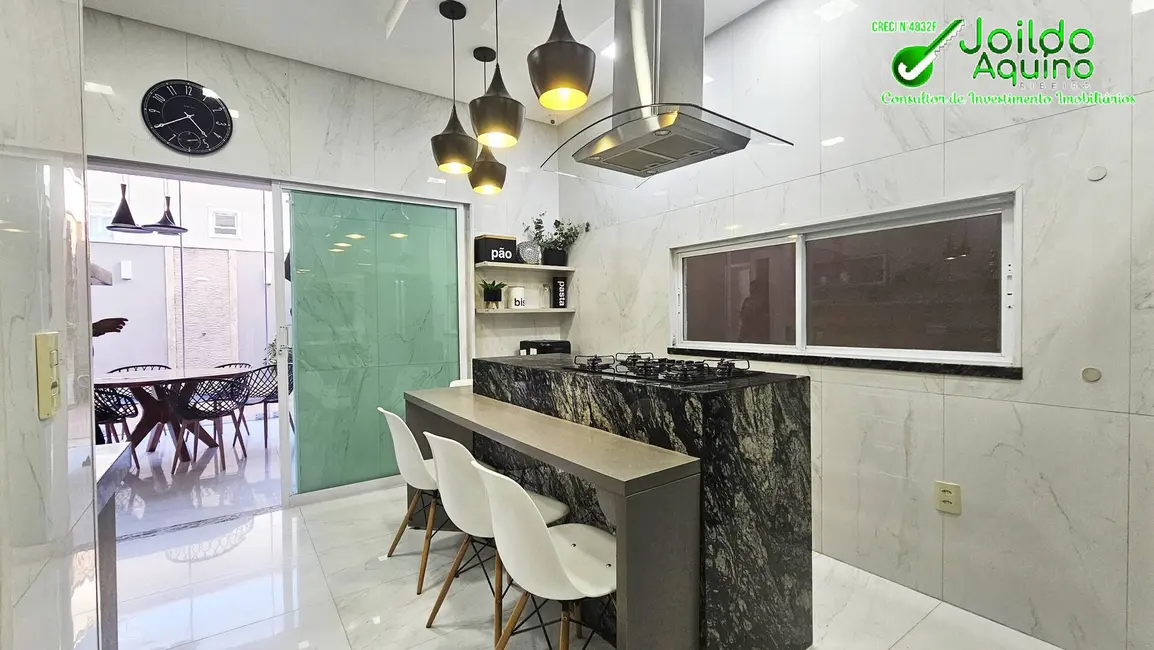 Casa com 4 quartos à venda, 238m2 em Cajazeiras, Fortaleza - CE - imagem 8 Foto 8 de Casa com 4 quartos à venda, 238m2 em Cajazeiras, Fortaleza - CE