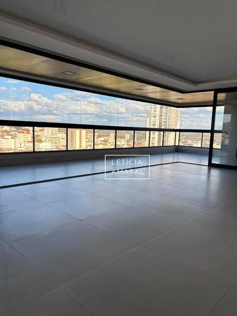 Apartamento com 4 quartos à venda, 334m2 em Pouso Alegre - MG - imagem 2 Foto 2 de Apartamento com 4 quartos à venda, 334m2 em Pouso Alegre - MG