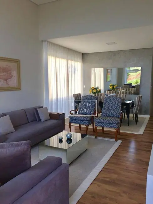 Casa de Condomínio com 3 quartos à venda, 300m2 em Pouso Alegre - MG - imagem 9 Foto 9 de Casa de Condomínio com 3 quartos à venda, 300m2 em Pouso Alegre - MG