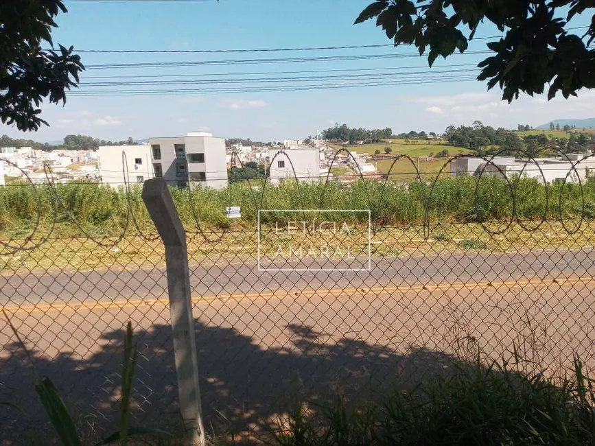 Foto 6 de Terreno / Lote à venda, 580m2 em Aeroporto, Pouso Alegre - MG