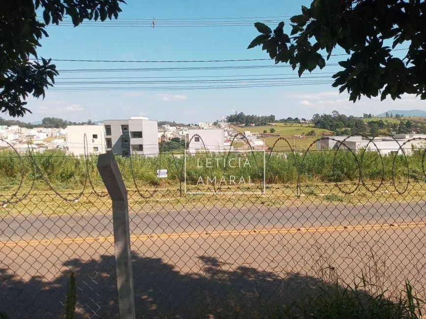 Foto 1 de Terreno / Lote à venda, 1150m2 em Aeroporto, Pouso Alegre - MG