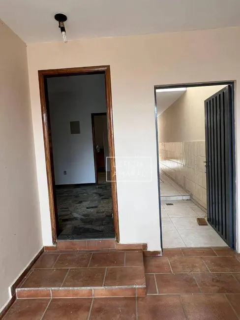 Foto 1 de Casa com 4 quartos à venda, 126m2 em Centro, Pouso Alegre - MG