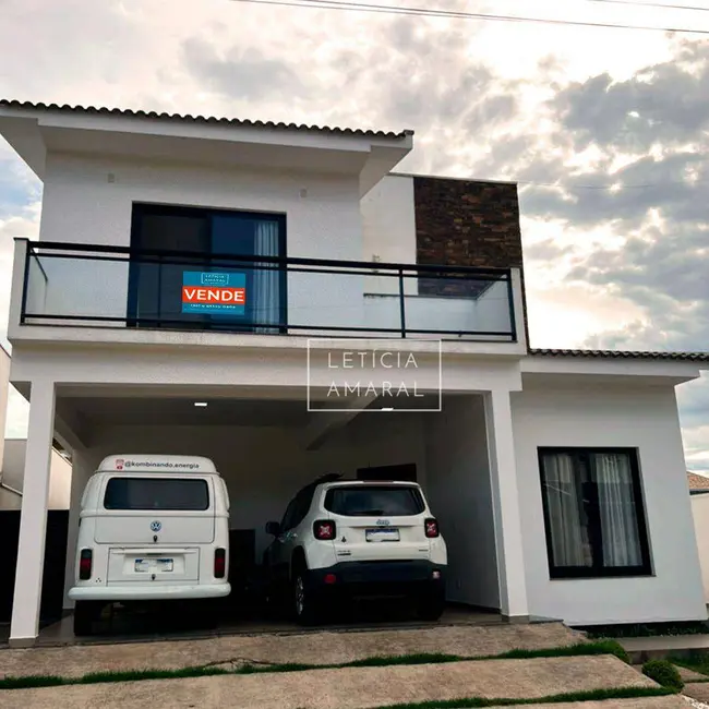 Foto 4 de Casa de Condomínio com 3 quartos à venda, 300m2 em Loteamento Belavilla I, Pouso Alegre - MG
