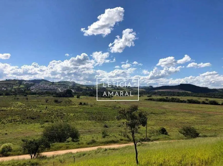 Foto 2 de Terreno / Lote à venda, 4075m2 em Belo Horizonte, Pouso Alegre - MG