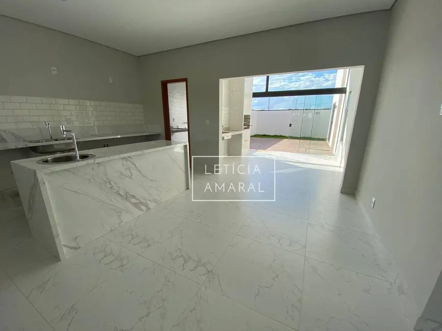 Casa de Condomínio com 3 quartos à venda, 316m2 em Pouso Alegre - MG - imagem 6 Foto 6 de Casa de Condomínio com 3 quartos à venda, 316m2 em Pouso Alegre - MG