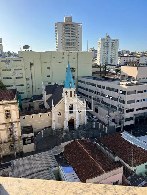 Foto 2 de Apartamento com 3 quartos à venda, 85m2 em Centro, Pouso Alegre - MG